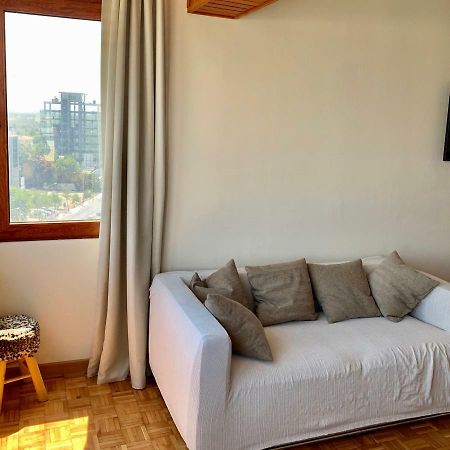 Modern 2 Bed Room Large Apartment Nicosia Exterior photo